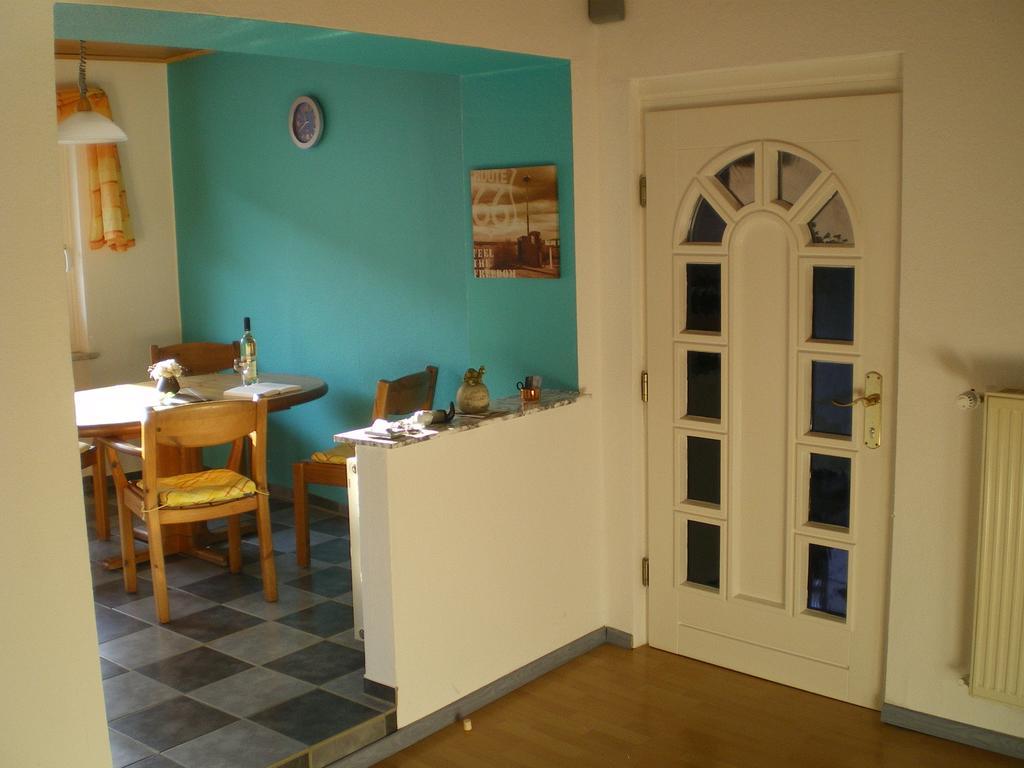 Ferienwohnung In Vino Veritas 诺伊马根-德赫龙 外观 照片